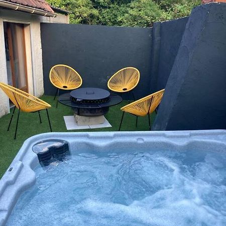 Au Bois D'Epenin - Gite Et Spa Beugin Exterior foto